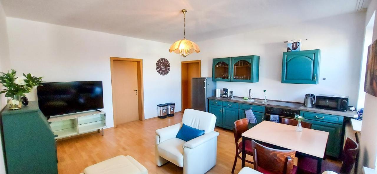Appartement Divino Pension Zorbau à Lützen Extérieur photo